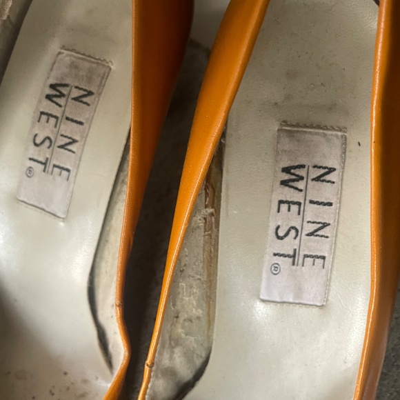 Nine West - Picture 3 of 4